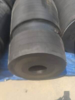 Les écorces de remorqueurs de bateaux de travail construites avec des techniques de moulage et d'extrusion conformes aux normes internationales garantissant leur longévité
