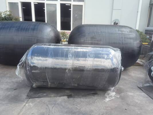 Garde-boue en mousse EVA solide offrant une protection de surface sans marques pour les ports et les navires marins, garanti 24 mois