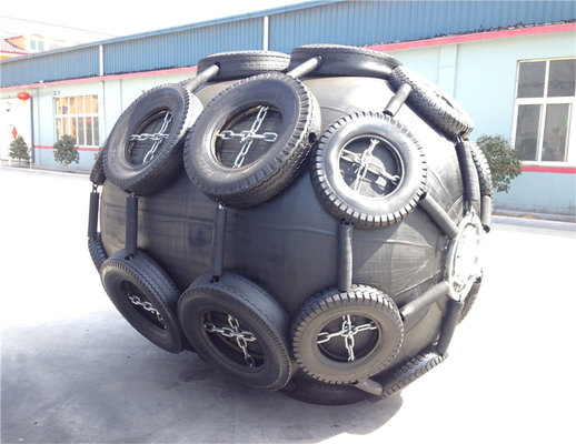 Facile d'installation et durable Pneumatique Marine Fenders avec une grande durabilité