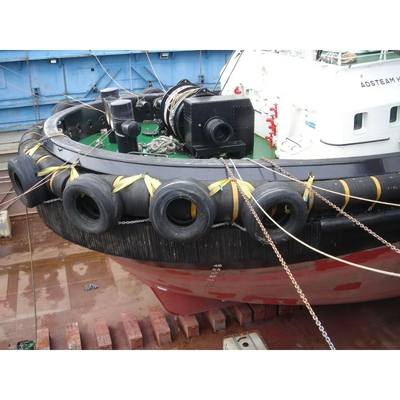 Fenders de remorqueurs pour protéger les bateaux à vapeur avec une densité exceptionnelle de 2,3 à 3,9 g/cm3 Dureté 70-85A