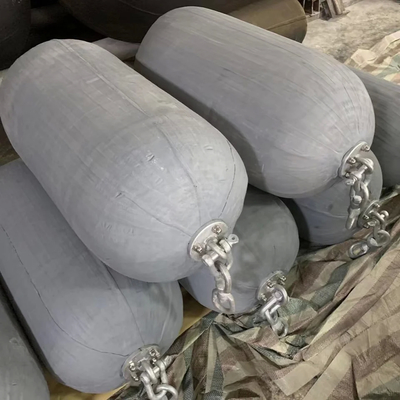 Facile d'installation et durable Pneumatique Marine Fenders avec une grande durabilité