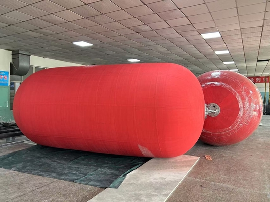 Fenders pneumatiques à haute absorption d'énergie Yokohama pour les projets d'entretien portuaire