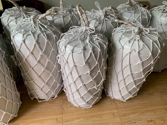 Des débroussailleurs remplis de mousse de polyuréthane et de mousse de caoutchouc conçus pour éviter les collisions et améliorer la protection contre les chocs