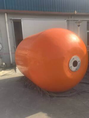 Des débroussailleurs remplis de mousse de polyuréthane et de mousse de caoutchouc conçus pour éviter les collisions et améliorer la protection contre les chocs