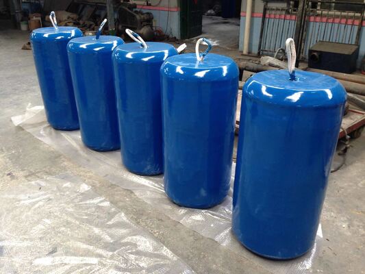 Période de 24 mois Fenders remplis de mousse D3.0m X L5.0m Déflexion 60% Solution de protection durable du quai maritime