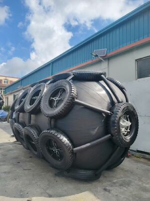 Procédé d'extrusion pour défenses en caoutchouc marin, technologie haute pression, durée de vie de conception de 10 ans