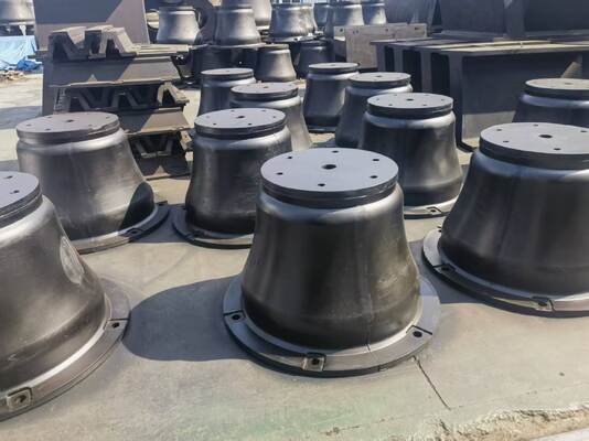 Équipement de protection de quai durable approuvé SGS pour les applications d'amarrage et d'amarrage de navires