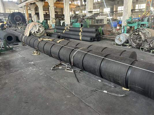 Des étriers à rouleaux pour remorqueurs à faible entretien hauteur 200 mm 450 mm Conçus pour réduire les coûts d'entretien et améliorer la sécurité des remorqueurs