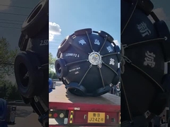 Vidéo de chargement des ailes gonflables de 12 m de long